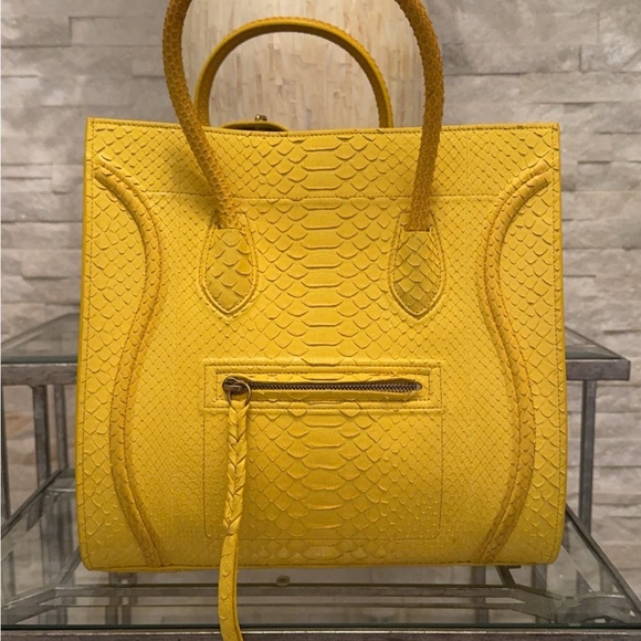 VERY GENTLY USED LIKE NEW!!! Sunflower 🌻 Yellow Python Large Celine Purse - Picture 4 of 6